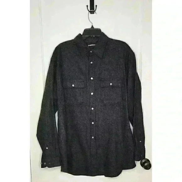 Size XL Joseph & Lyman 90% Wool Button Down Shirt SMALL HOLE - Picture 1 of 5